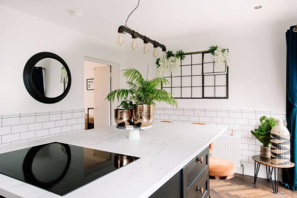 Modern & Stylish Home In The Heart Of Belfast Esterno foto