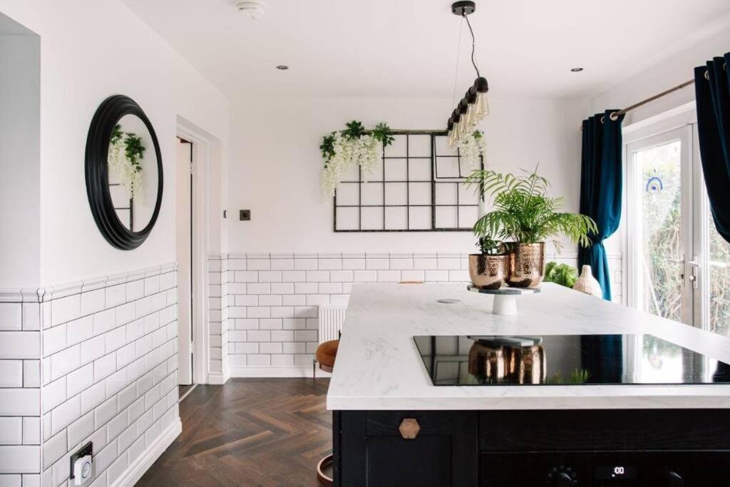 Modern & Stylish Home In The Heart Of Belfast Esterno foto